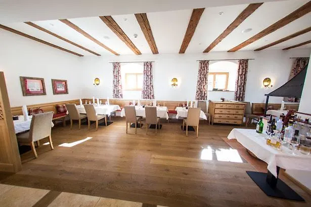 Schloss Hotel Leitheim