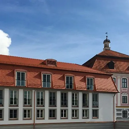 Schloss Hotel Leitheim