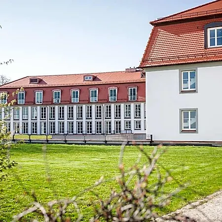 Schloss Hotel Leitheim