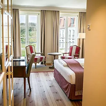 Hotel Schloss 4*