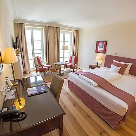 Hotel Schloss Leitheim