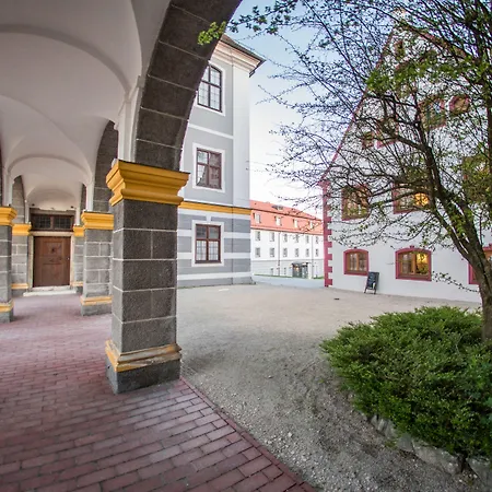 Schloss Hotel 4*
