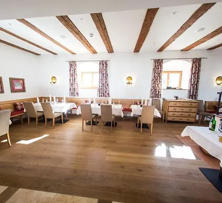 Schloss Hotel Leitheim