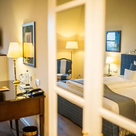 Hotel Schloss 4*