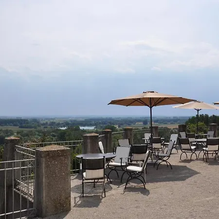 Schloss Hotel Leitheim