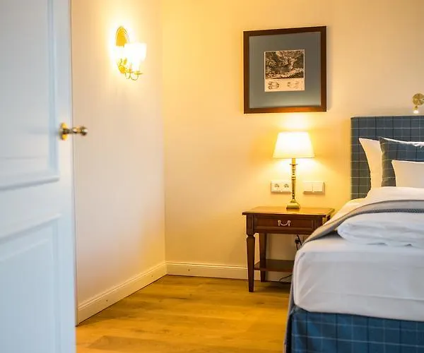Hotel Schloss 4*